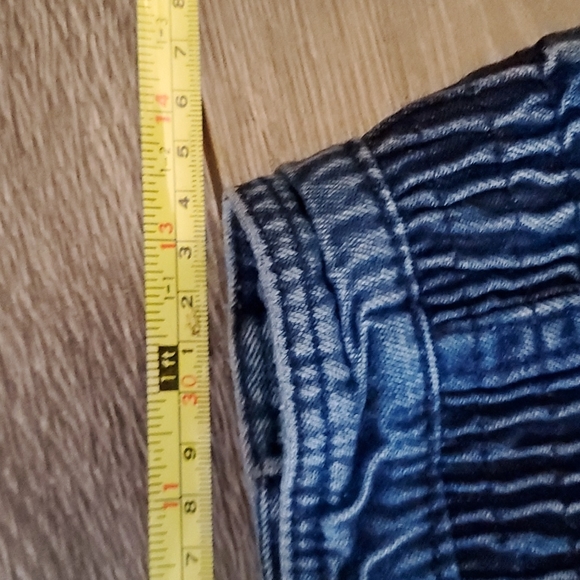 💙🤍 Vintage Calvin Klein High Waisted Jean Wrap Skirt - Denim - SMALL - Picture 4 of 16